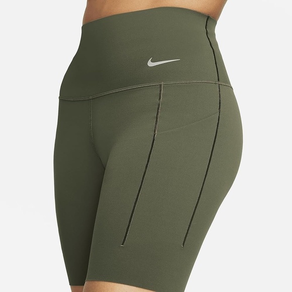 NWT Nike Universa Women’s High Rise 8” Shorts in Cargo Khaki in size Small - Picture 2 of 9